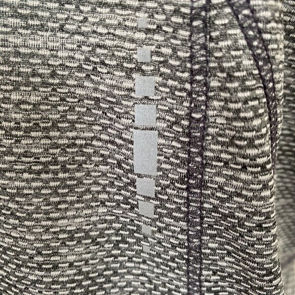 Avia women's XL gray heather stretchy pullover short sleeve crew neck t-shirt - Picture 8 of 10